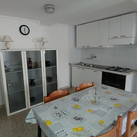 בית נופש Casa Mirella Mini *